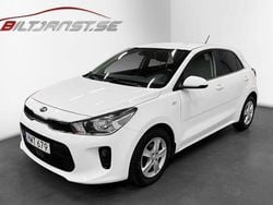 Vit Begagnad 2017 Kia Rio Launch Edition Halvkombi | 124 900 kr (Bra pris)