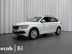 Vit (moon white metallic) Begagnad 2023 Skoda Kamiq SUV | 239 500 kr (Marknadspris)