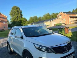 Vit Begagnad 2012 Kia Sportage EX SUV | 80 000 kr (Marknadspris)