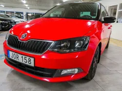 Röd Begagnad 2016 Skoda Fabia Style Halvkombi | 84 500 kr (Marknadspris)