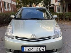 Grön Begagnad 2007 Toyota Prius Halvkombi | 70 000 kr (Marknadspris)