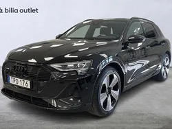 Svart Begagnad 2022 Audi e-tron S-Line SUV | 374 000 kr (Bra pris)