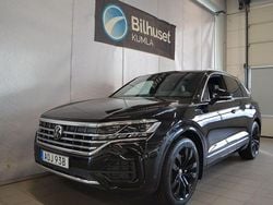 Svart Begagnad 2021 VW Touareg R-line SUV | 499 000 kr (Marknadspris)