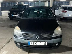 Svart Begagnad 2006 Renault Clio R.S. Authentique Halvkombi | 5 000 kr (Superpris)
