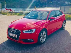 Röd Begagnad 2013 Audi A3 Sportback Ambition Halvkombi | 104 999 kr (Marknadspris)