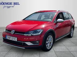 Röd Begagnad 2019 VW Golf Alltrack Kombi | 239 000 kr (Marknadspris)