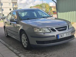 Grå Begagnad 2004 Saab 9-3 Linear Sedan | 28 000 kr (Marknadspris)