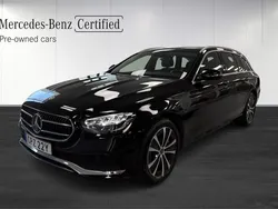 Svart (black) Begagnad 2023 Mercedes E300 Avantgarde Kombi | 529 000 kr (Superpris)