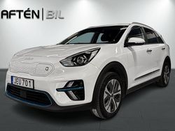 Vit (snow white pearl metallic) Begagnad 2022 Kia e-Niro 2 SUV | 259 800 kr (Marknadspris)