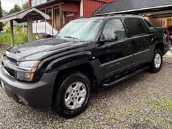 Svart Begagnad 2005 Chevrolet Avalanche Pickup | 99 900 kr