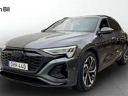 Daytonagrå pärleffekt Begagnad 2023 Audi Q8 e-tron S-Line SUV | 699 000 kr (Bra pris)