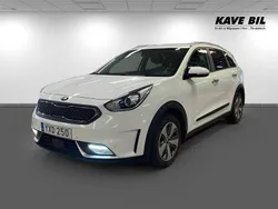 Vit Begagnad 2018 Kia Niro Advance SUV | 179 900 kr (Marknadspris)