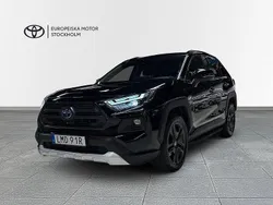 Svart Begagnad 2023 Toyota RAV4 Hybrid SUV | 459 900 kr (Lite dyr)