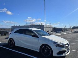 Vit Begagnad 2018 Mercedes A180 Halvkombi | 159 000 kr (Marknadspris)