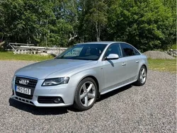 Silver Begagnad 2012 Audi A4 S-Line Sedan | 72 000 kr (Marknadspris)