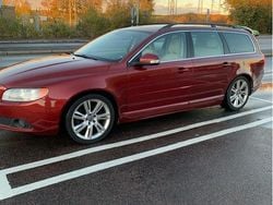 Röd Begagnad 2011 Volvo V70 Momentum Kombi | 59 000 kr (Bra pris)