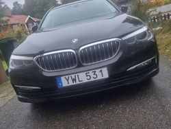 Svart Begagnad 2018 BMW 520 Kombi | 2 010 000 kr