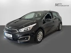 Svart Begagnad 2017 Kia Ceed Halvkombi | 109 000 kr (Bra pris)
