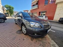 Grå Begagnad 2008 Toyota Avensis Kombi | 47 000 kr (Marknadspris)