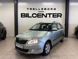 Ljusgrön Begagnad 2010 Skoda Fabia Elegance Kombi | 39 900 kr (Marknadspris)