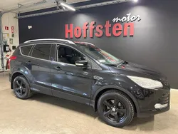 Svart Begagnad 2013 Ford Kuga Titanium SUV | 129 900 kr (Marknadspris)