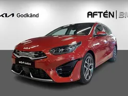 Röd Begagnad 2023 Kia Ceed Advance Kombi | 309 800 kr (Dyr)