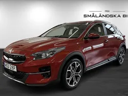 Röd Begagnad 2022 Kia XCeed Advance SUV | 239 000 kr (Marknadspris)