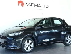 Svart Ny 2025 Mazda 2 Exclusive-Line Halvkombi | 279 400 kr (Marknadspris)
