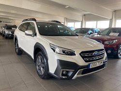 Vit Ny 2024 Subaru Outback SUV | 474 900 kr