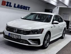 Vit Begagnad 2017 VW Passat R-line Sedan | 149 900 kr