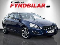 Blå Begagnad 2012 Volvo V60 Ocean Race Kombi | 99 900 kr (Marknadspris)