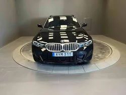 Svart Begagnad 2025 BMW 320 Kombi | 499 000 kr