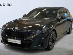 Svart Begagnad 2025 BMW 520 Kombi | 639 000 kr