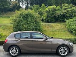 Brun Begagnad 2014 BMW 116 Halvkombi | 85 000 kr (Marknadspris)