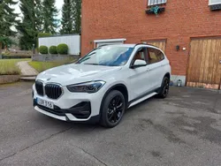 Vit Begagnad 2021 BMW X1 Sport Line SUV | 299 000 kr (Marknadspris)