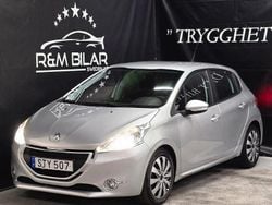 Grå Begagnad 2014 Peugeot 208 Halvkombi | 84 800 kr (Marknadspris)