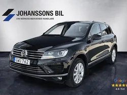 Svart Begagnad 2015 VW Touareg SUV | 199 900 kr (Marknadspris)