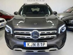 Mörkgrå (grå) Begagnad 2021 Mercedes GLB200 SUV | 269 000 kr (Marknadspris)