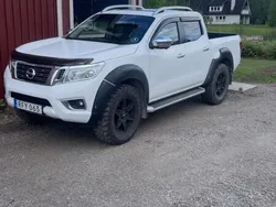 Vit Begagnad 2016 Nissan Navara Pickup | 229 000 kr (Dyr)