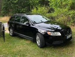 Svart Begagnad 2008 Volvo V70 Kinetic Kombi | 49 000 kr (Bra pris)