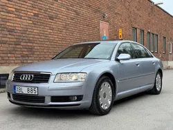 Ljusblå Begagnad 2004 Audi A8L Sedan | 55 000 kr