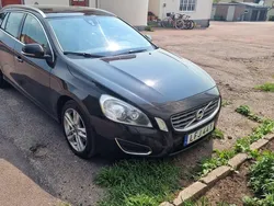 Svart Begagnad 2011 Volvo V60 Summum Kombi | 59 500 kr (Bra pris)