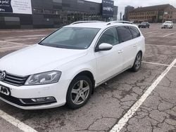 Vit Begagnad 2013 VW Passat Kombi | 40 000 kr (Lite dyr)