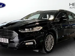 Svart (black) Begagnad 2022 Ford Mondeo Titanium Kombi | 259 900 kr (Marknadspris)