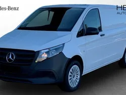 Vit (white) Ny 2024 Mercedes Vito Minibuss | 561 250 kr (Dyr)