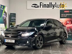 Svart Begagnad 2017 Honda Civic Elegance Halvkombi | 139 900 kr (Marknadspris)