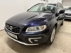 Mörkblå (blå metallic) Begagnad 2016 Volvo XC70 Standard SUV | 159 500 kr (Marknadspris)