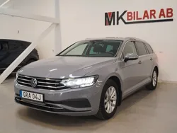 Grå Begagnad 2022 VW Passat Kombi | 269 900 kr