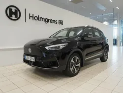 Svart Begagnad 2022 MG ZS Luxury Sedan | 234 900 kr (Superpris)