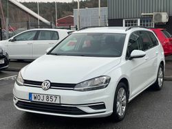 Vit Begagnad 2018 VW Golf VII Kombi | 139 990 kr (Marknadspris)